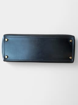 Front view of Hermès Kelly 32cm vintage 1970 bag